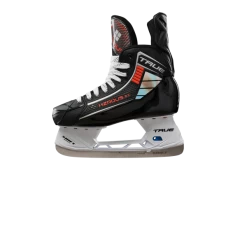 True HZRDUS 5X Schlittschuhe Junior -Hockey-Ausrüstungsgeschäft 2023 Hockey HZRDUS PlayerSkate 5X Side Outside 2000x2000 e408e4b