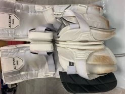 CCM Extreme Flex 4 - Goalie Set - Pro Return "Niederberger" - 34+2 Zoll - Gebraucht -Hockey-Ausrüstungsgeschäft image1 0